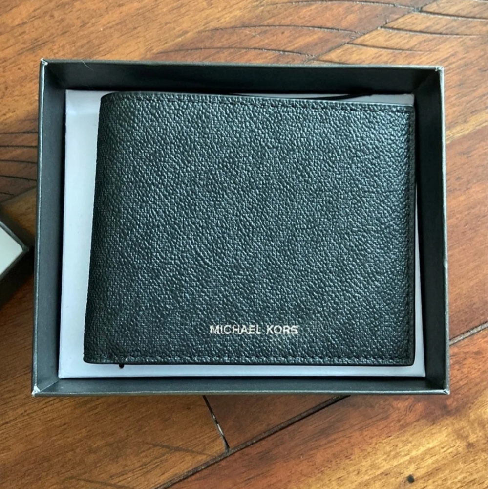 Michael kors men's wallet new